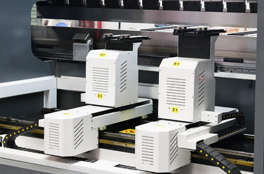 Multi-axis back gauge and control axes comparison of NC and CNC press brakes